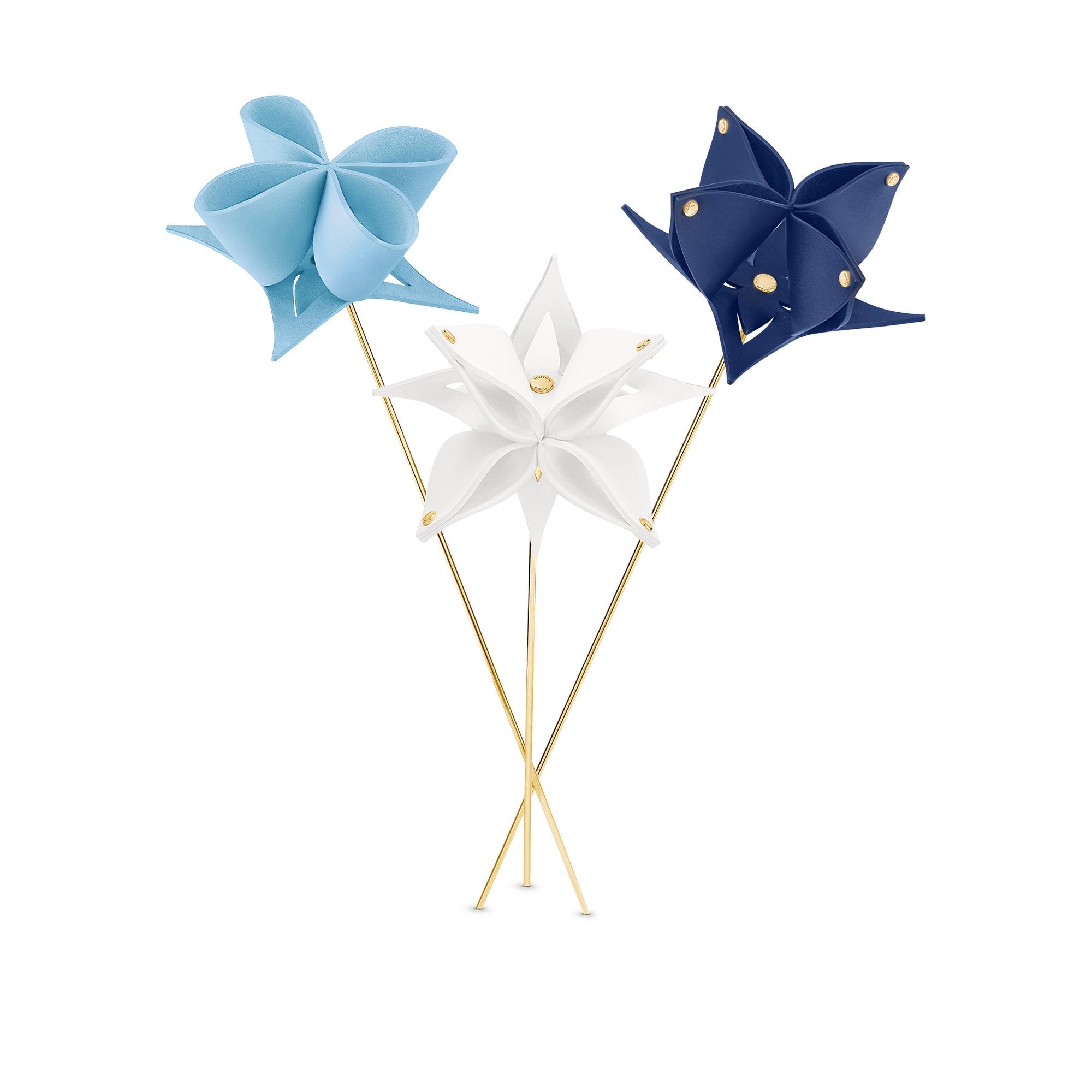 Origami Flowers by Atelier Oï - Home and Art of Dining | LOUIS VUITTON